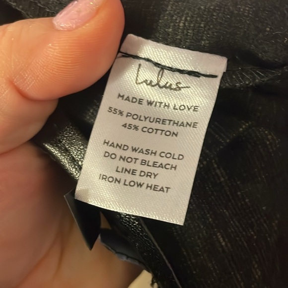 Lulu’s Corte Black Vegan Leather Mini Skirt size M - Picture 8 of 14